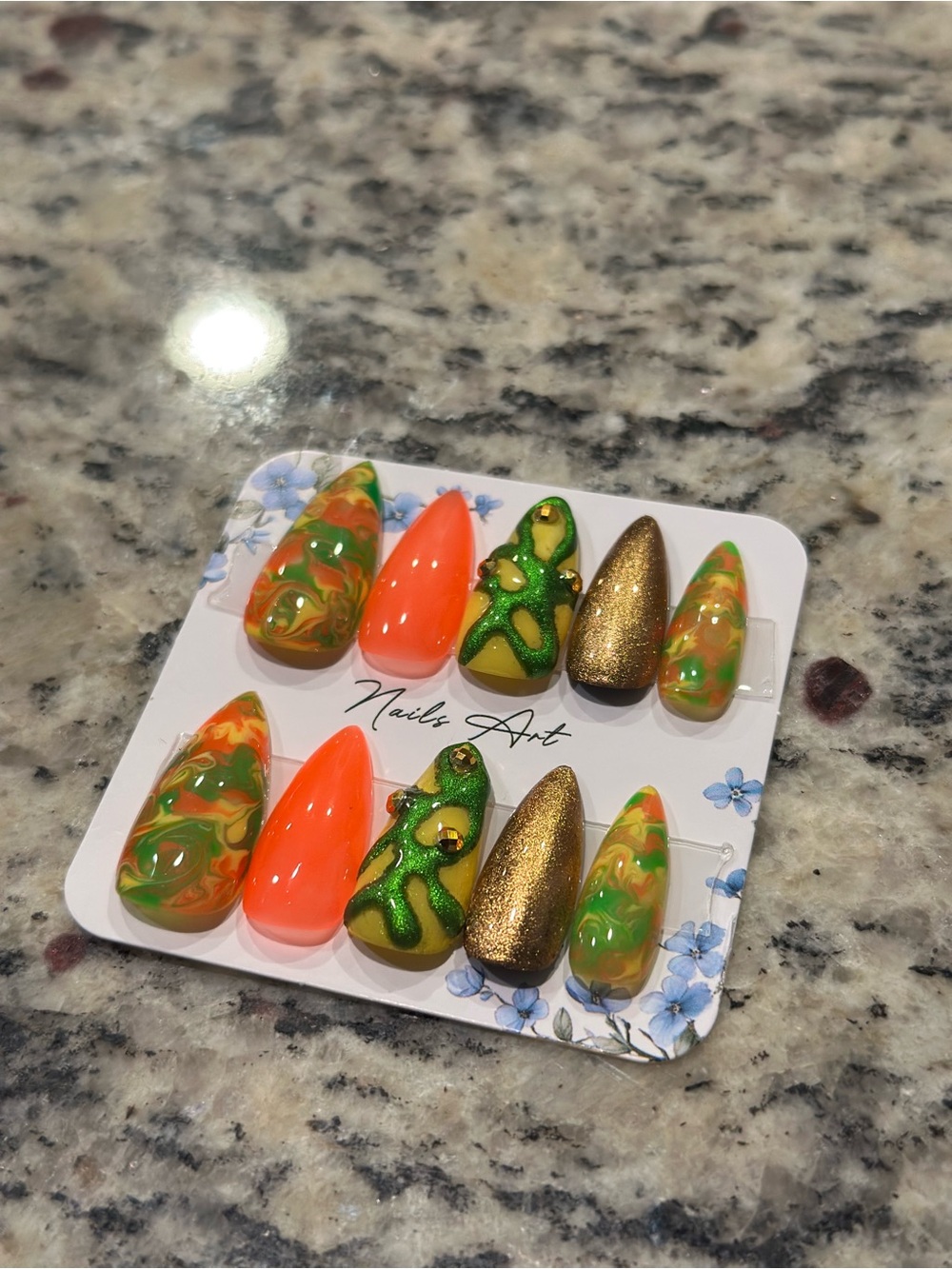 10 (MEDIUM) Orange, Green, yellow & Gold Short Stiletto Press-On Nails